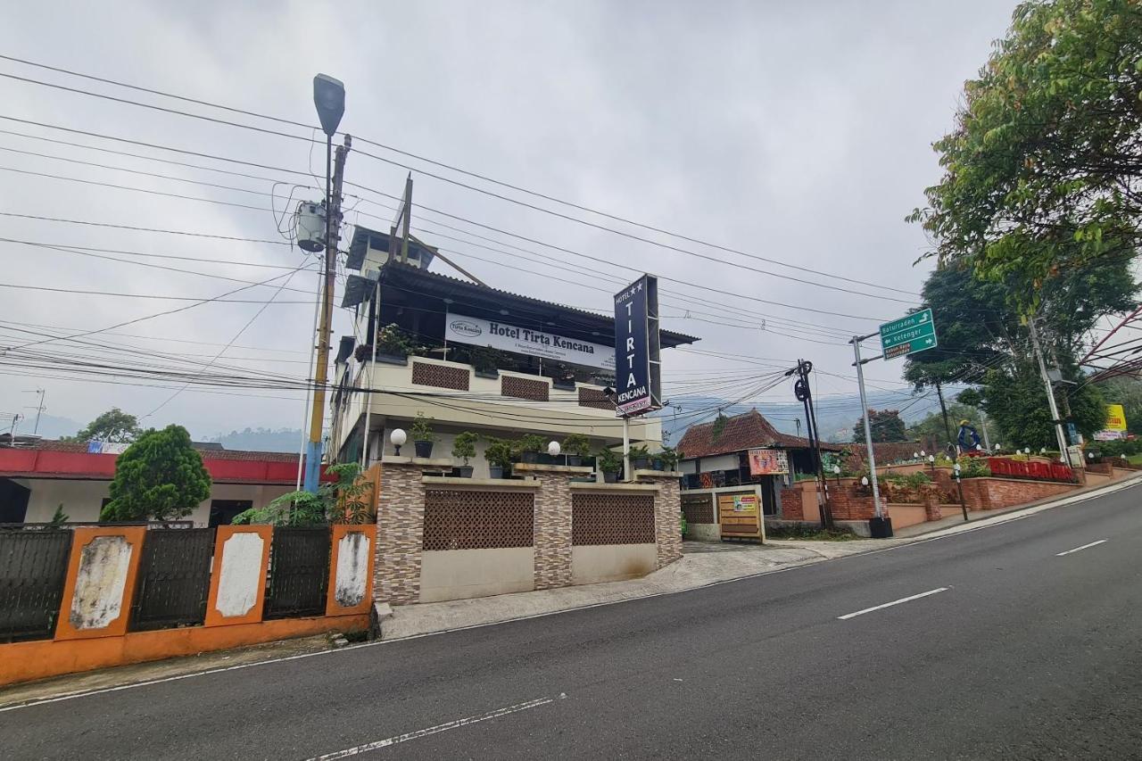 Capital O 93250 Hotel Tirta Kencana 2 Baturaden Banyumas 외부 사진